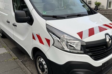 Renault Trafic L2H1 Navi Klima Standh Temp PDC Regale E6 100.000 km 14.250 &euro; Erftstadt 50374