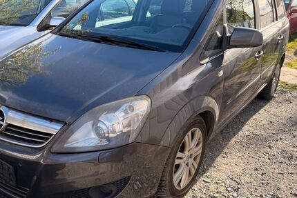 Opel Zafira 248.000 km 2.450 &euro; Adersheim 38304