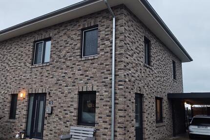 Haus Rehden - 4 Zimmer, 130 m&sup2;, 1.100&euro; | Angebot:24771982