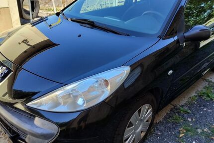 Peugeot 206 263.111 km 1.450 &euro; Meißen 01662