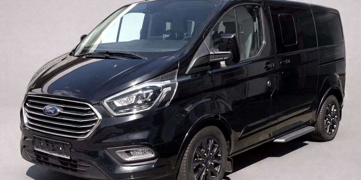 Ford Tourneo Custom 239.000 km 22.990 &euro; Köln 51065