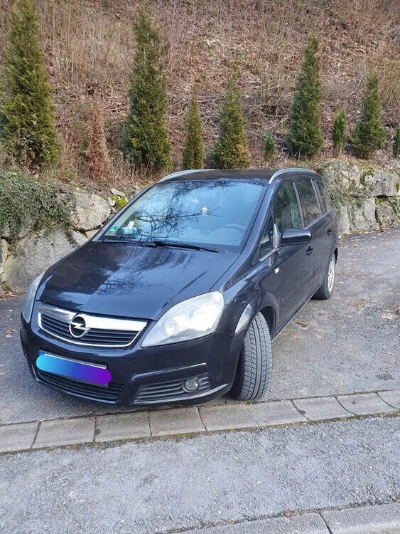 Opel Zafira 207.000 km 3.500 € Hornberg 78132