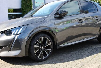 Peugeot 208 11.655 km 19.990 &euro; Lollar 35457