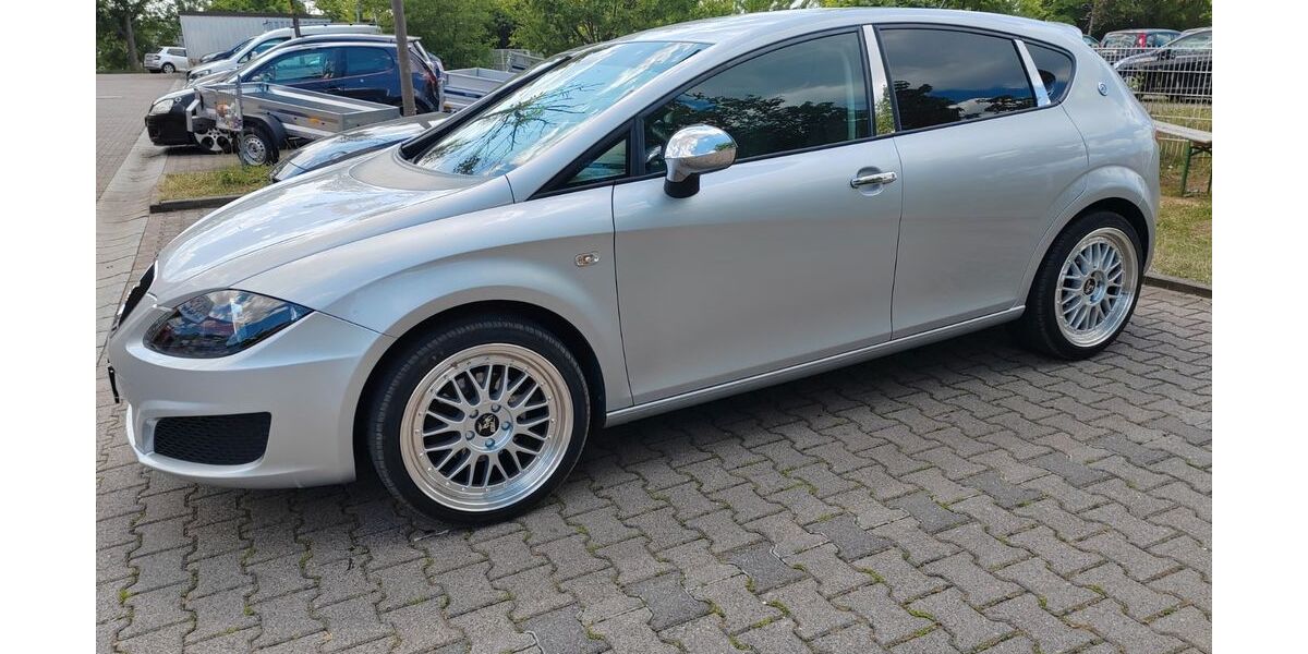 Seat Leon 197.000 km 6.750 &euro; Münchenbernsdorf 07589