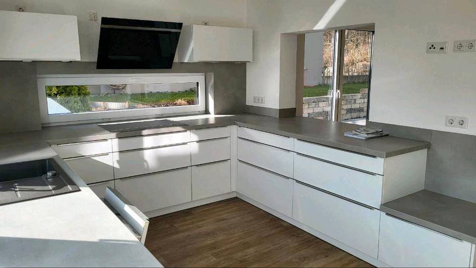Terrassenwohnung Petersberg - 3 Zimmer, 126 m&sup2;, 1.500&euro; | Angebot:26091395
