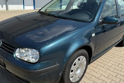 VW Golf 180.000 km 2.990 &euro; Simmern 55469