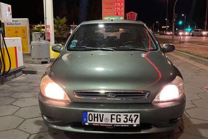 Kia Rio 95.000 km 2.190 &euro; Berlin 10439