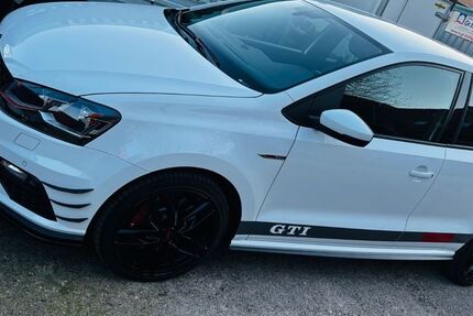 VW Polo 88.000 km 13.900 &euro; Stolzenau 31592