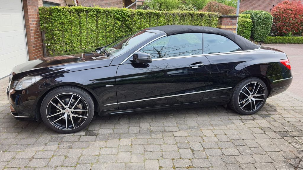 Mercedes-Benz E 220 107.000 km 17.900 &euro; Kranenburg 47559