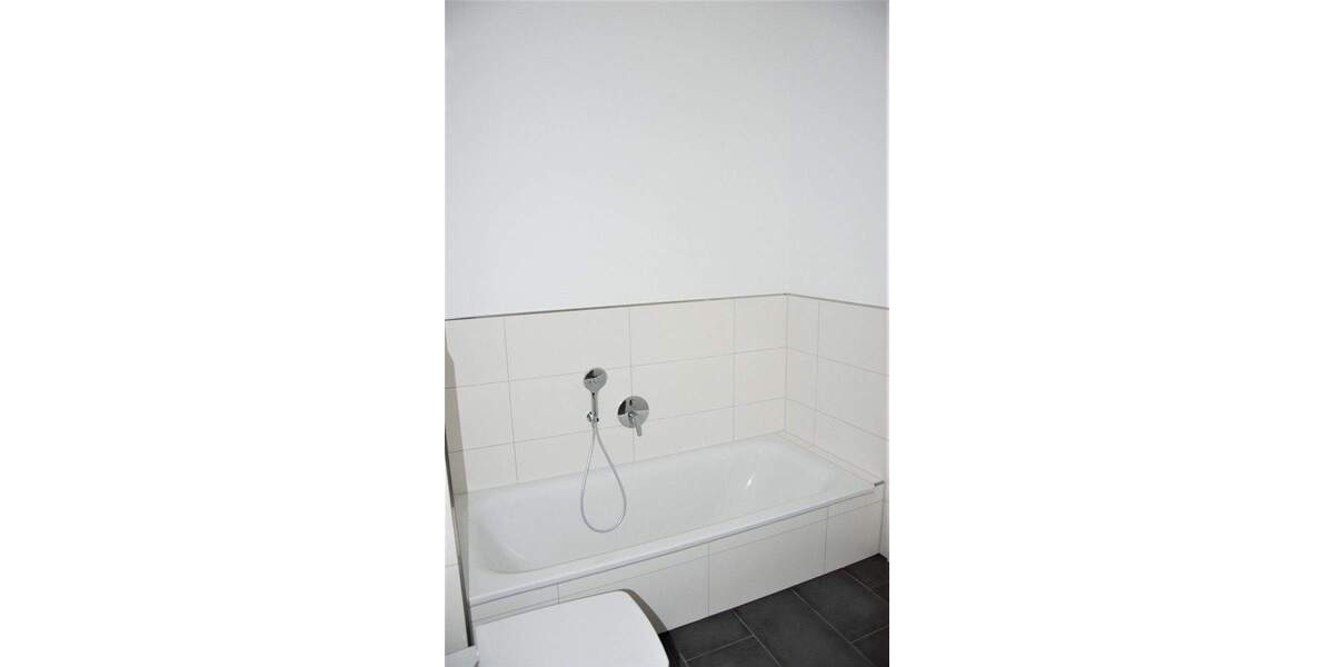 Etagenwohnung Bremerhaven Lehe - 2 Zimmer, 85 m&sup2;, 419.000&euro; | Angebot:25737100