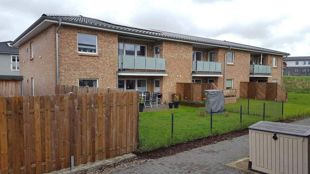 Neuwertige und ruhige 3-Zi.-Eigentumswohnung, Balkon, Wärmepumpe, Carport-Stellplatz 3 zimmer