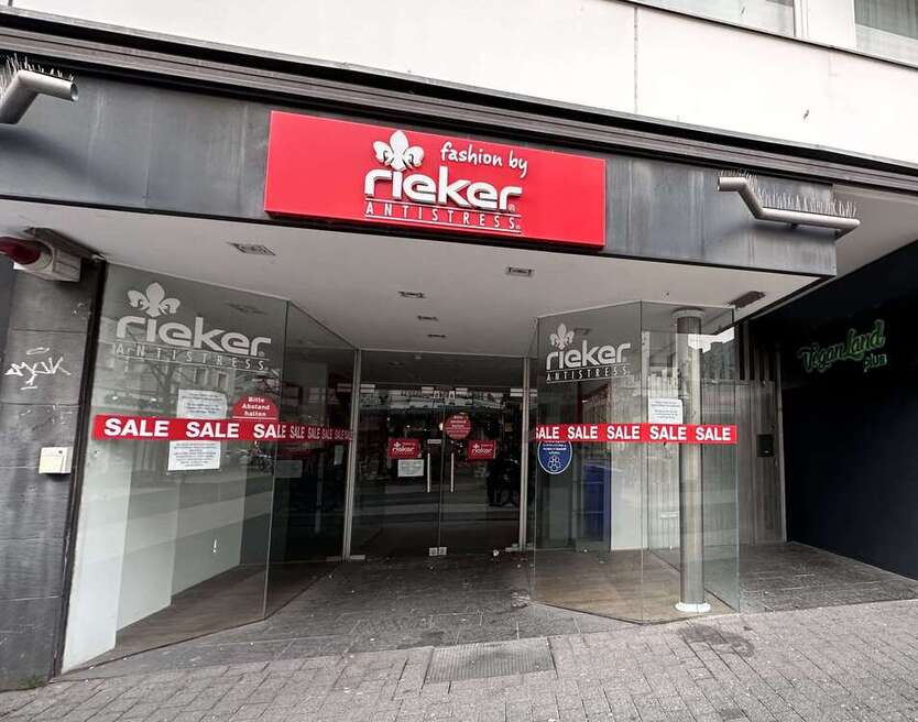 Einzelhandel in Krefeld 1.990 € 80 m²