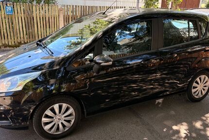 Ford B-Max 121.000 km 4.200 &euro; München 81241
