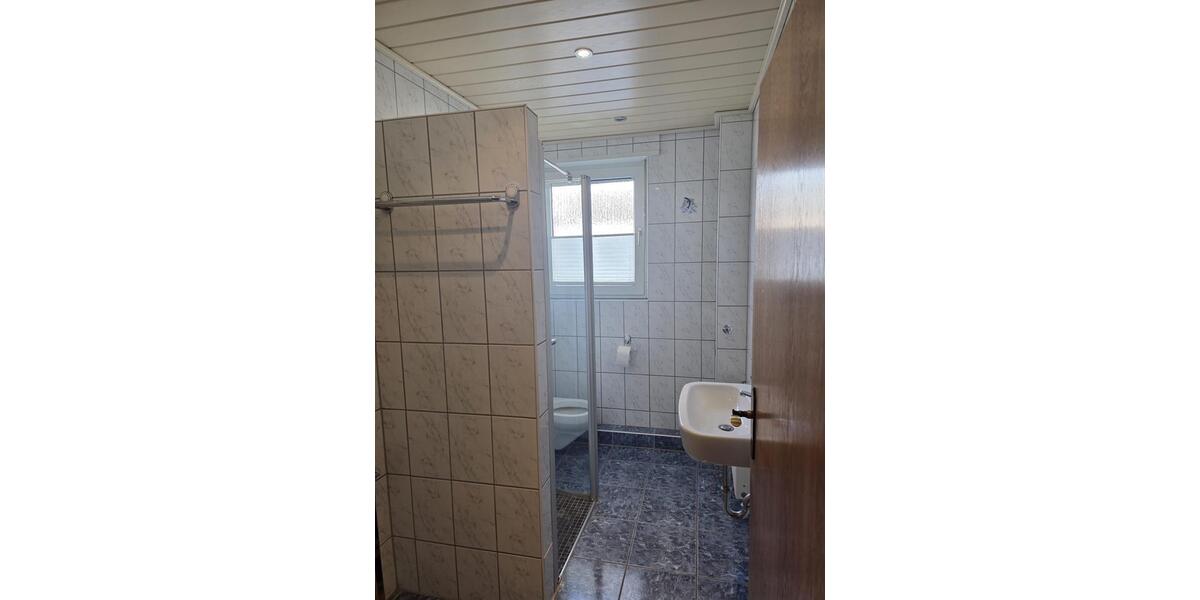 Erdgeschoßwohnung Nettetal - 4 Zimmer, 80 m&sup2;, 1.250&euro; | Angebot:26335374