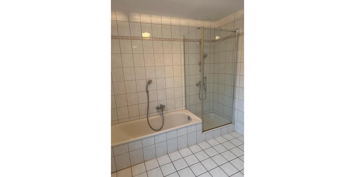 Erdgeschoßwohnung Hengersberg - 3 Zimmer, 299.000&euro; | Angebot:23137434