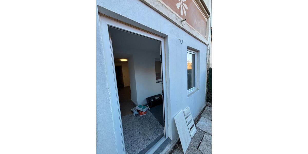 Etagenwohnung Schiffweiler - 2 Zimmer, 45 m&sup2;, 500&euro; | Angebot:26147369