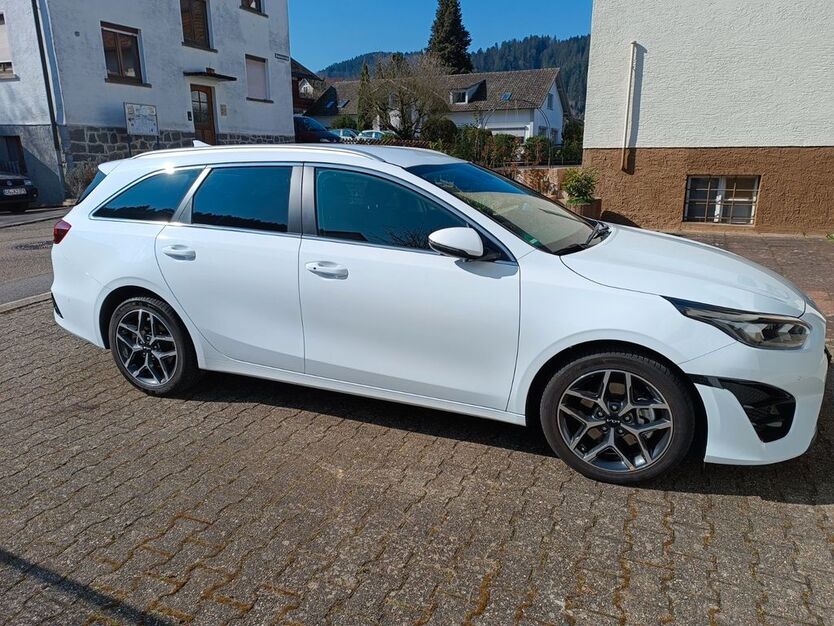 Kia ceed / Ceed 34.600 km 20.900 € Hausach 77756