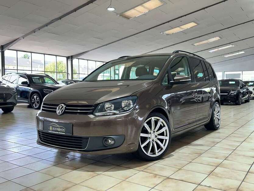 VW Touran 191.000 km 5.990 € Oberhausen 46047