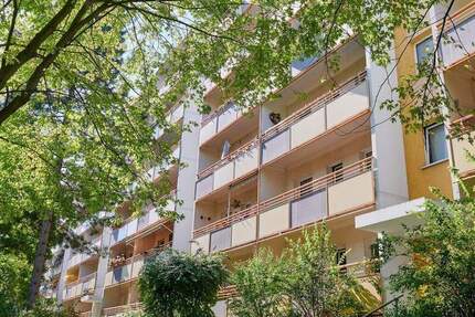 Wohnung im Hochparterre*Bezug voraussichtlich ab Februar möglich 1 zimmer