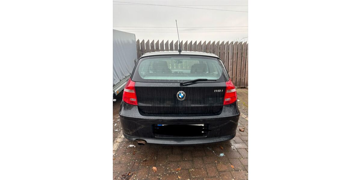BMW 118 263.256 km 2.300 &euro; Rottendorf 97228