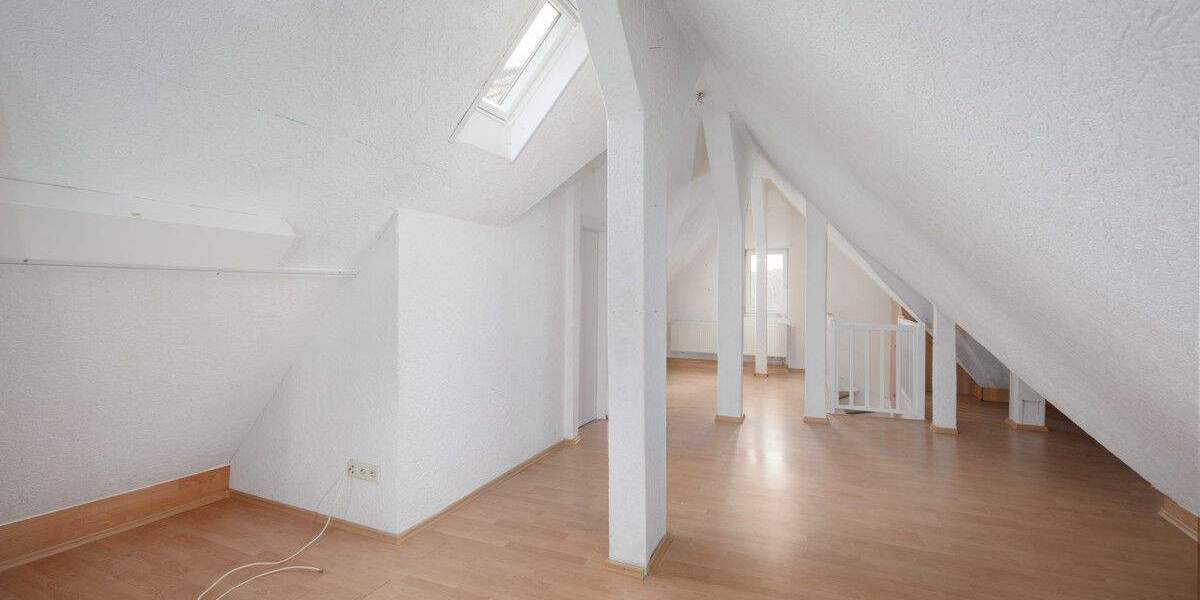 Mehrfamilienhaus, Wohnhaus Birkenfeld - 7 Zimmer, 144 m&sup2;, 399.000&euro; | Angebot:24873998