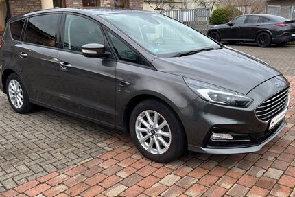 Ford S-Max 124.800 km 17.200 &euro; Versmold 33775