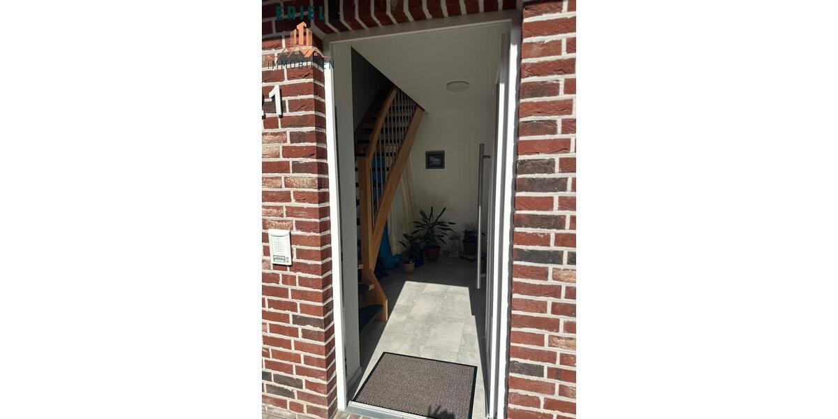 Moderne 3-Zimmer-Dachgeschoss-Wohnung inkl. neuer Einbauküche in Moormerland zur Vermietung !! 3 zimmer