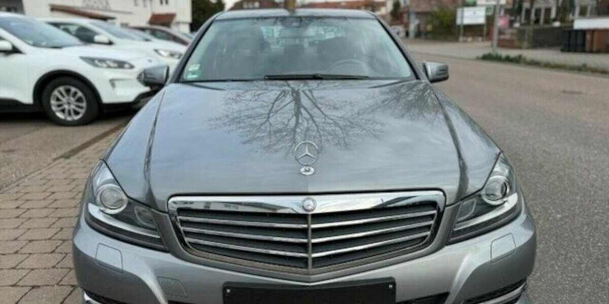 Mercedes-Benz C 200 CDI Limousine Elegance 1. Hand 89.900 km 10.990 &euro; Neckarsulm 74172