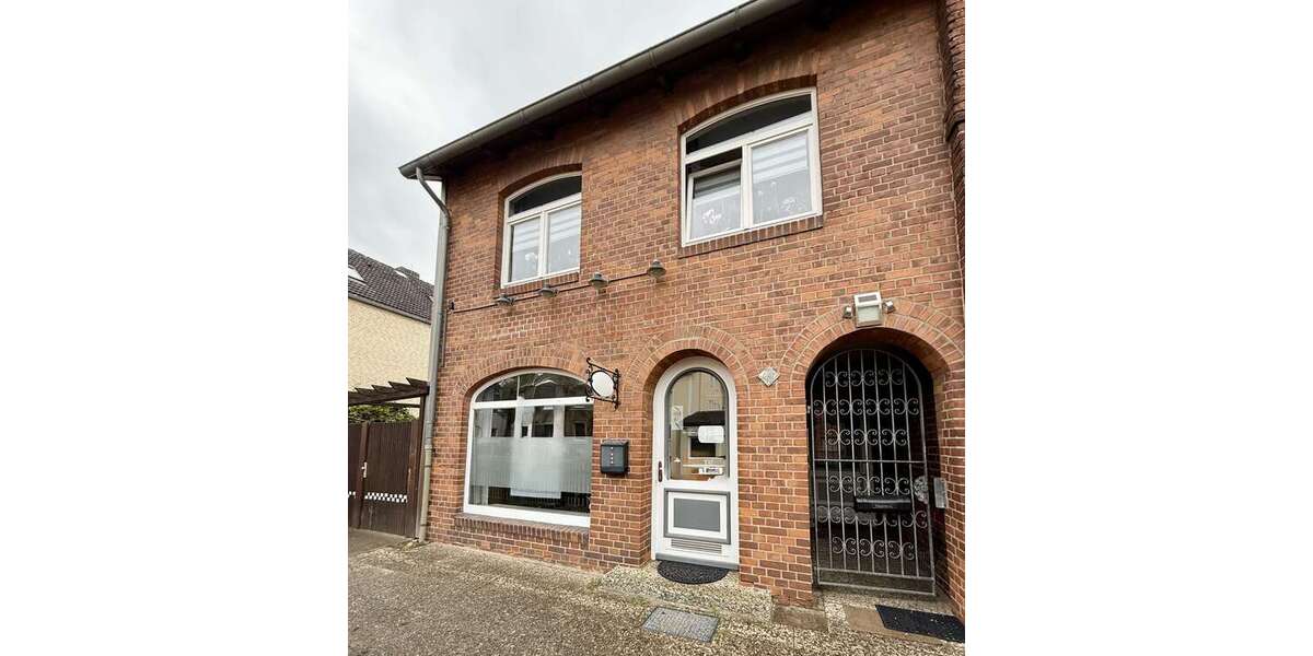 Büro in Neustadt 460 € 45 m² zimmer