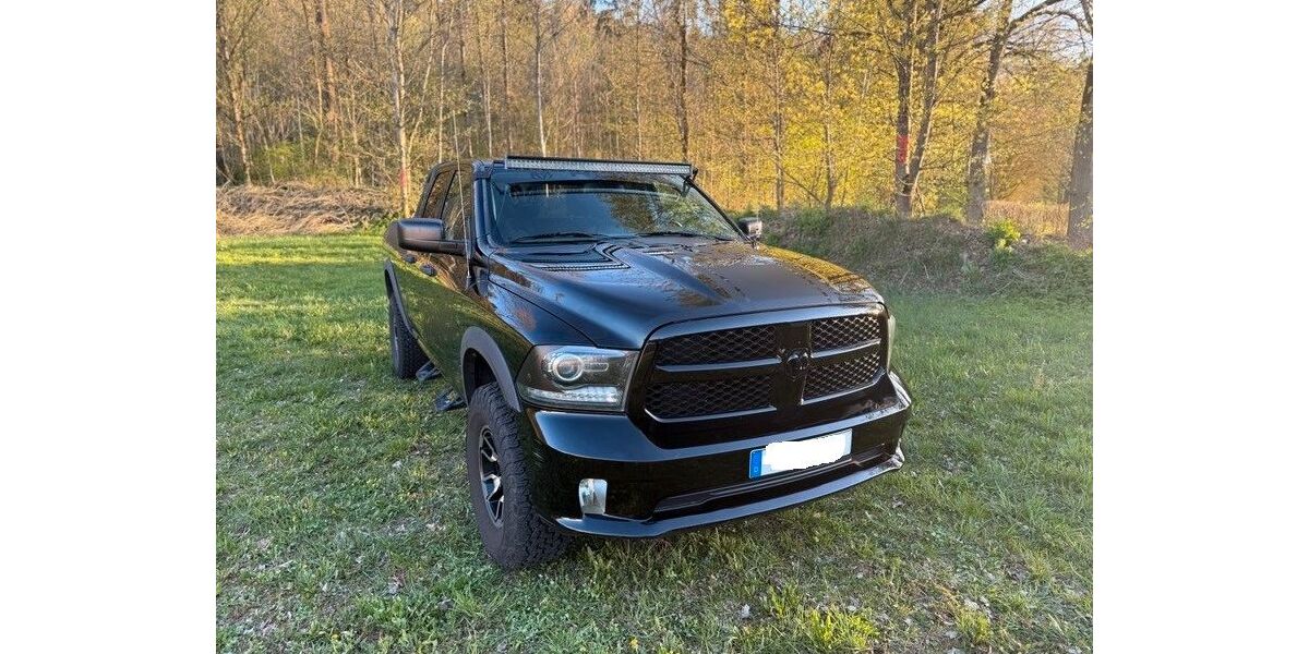 Dodge RAM 185.000 km 21.900 &euro; Kümmersbruck 92245