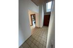 Helle 3-Zimmer-Dachgeschoßwohnung in zentraler Lage mit Balkon & Stellplatz