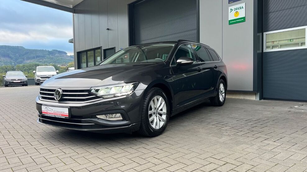 VW Passat 94.000 km 19.890 € Finnentrop 57413