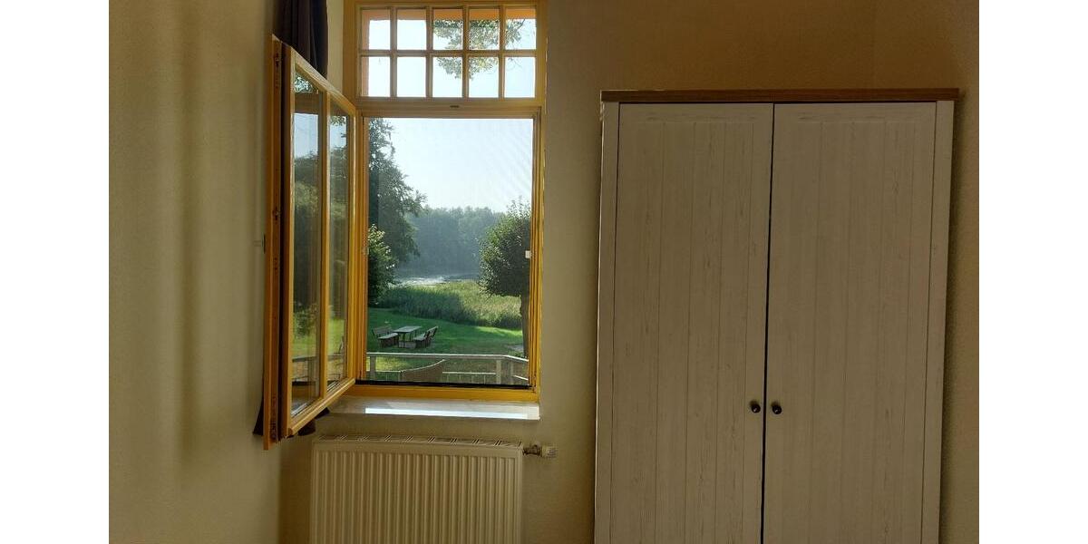 möblierte 2 Zi-Wohnung mit Seeblick 2 zimmer