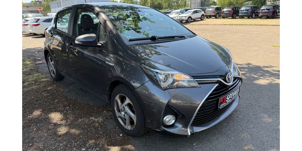 Toyota Yaris 72.000 km 10.100 &euro; Hannover 30179