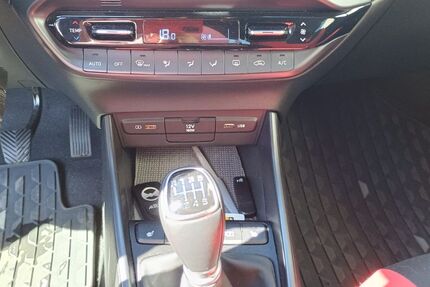 Hyundai i20 20.000 km 14.000 &euro; Großrosseln 66352