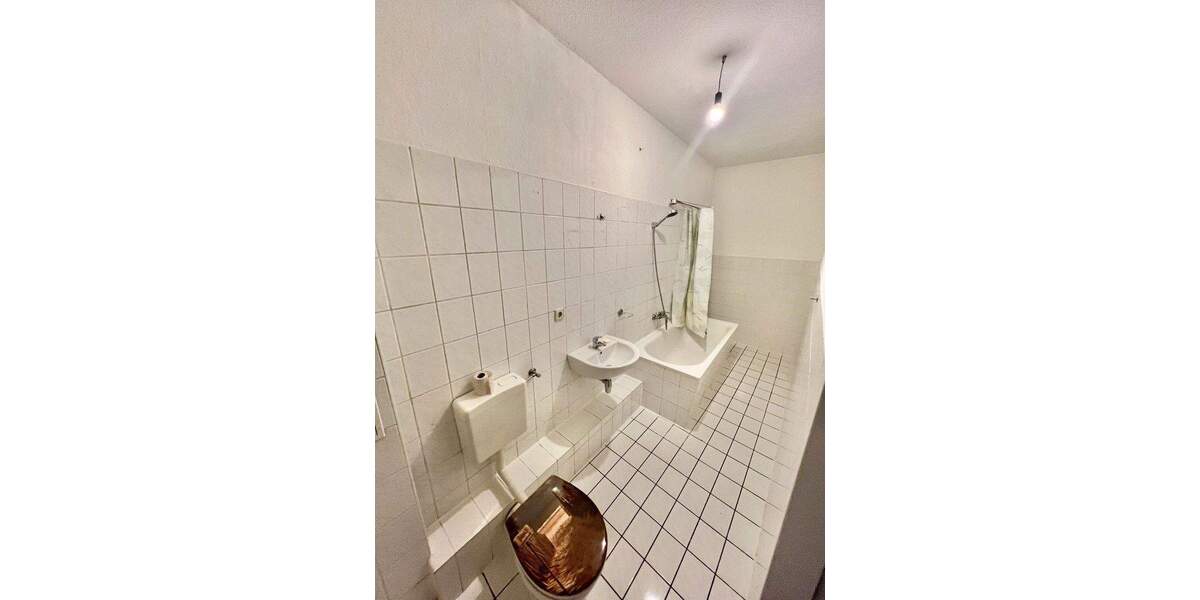 Etagenwohnung Magdeburg Stadtfeld Ost - 2 Zimmer, 82 m&sup2;, 656&euro; | Angebot:25571391