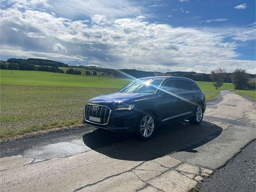 Q7