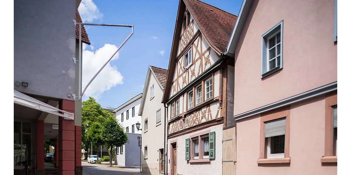 Einfamilienhaus Tauberbischofsheim - 6 Zimmer, 129 m&sup2;, 270.000&euro; | Angebot:19401083