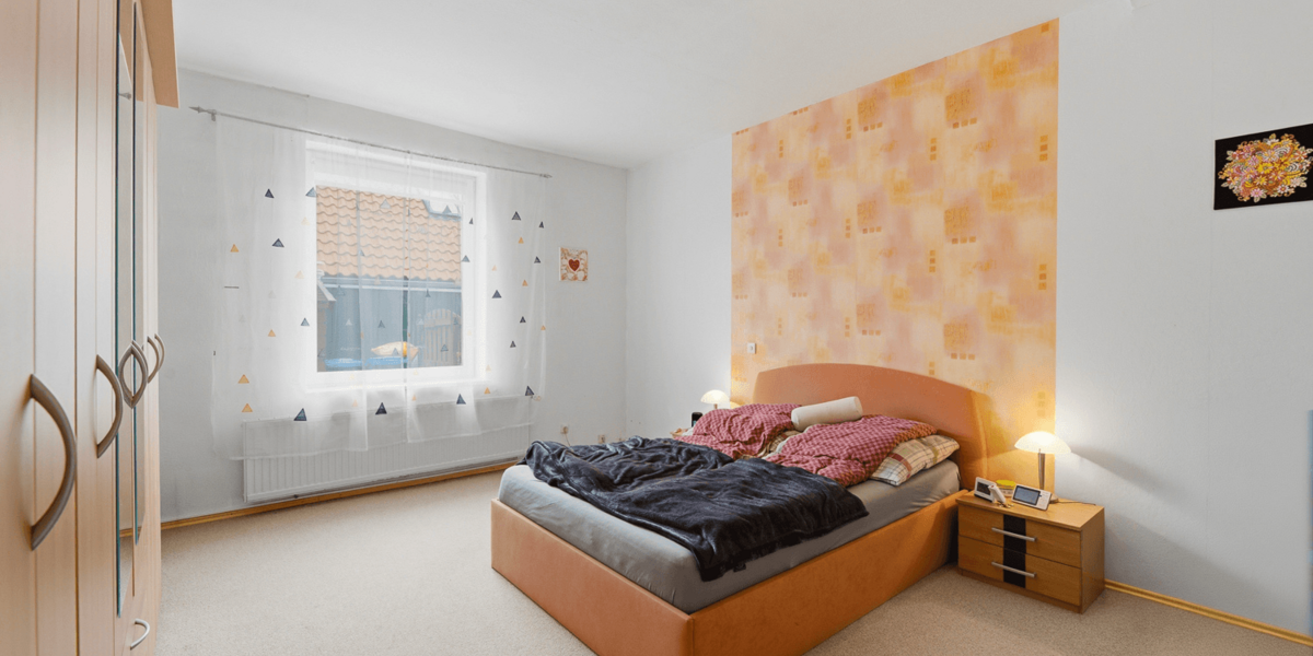 Historisches Mehrfamilienhaus in direkter Flusslage mit großem Entwicklungspotenzial - Mehrfamilienhaus, Wohnhaus Neuhaus (Oste) | Angebot:27225040