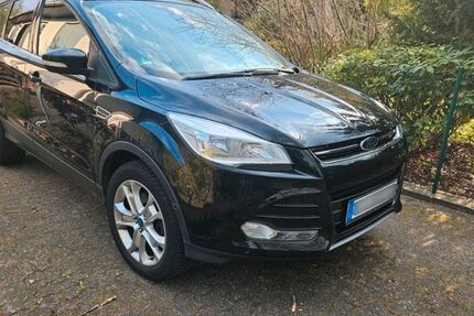 Ford Kuga 195.000 km 8.950 &euro; Nienhagen 29336
