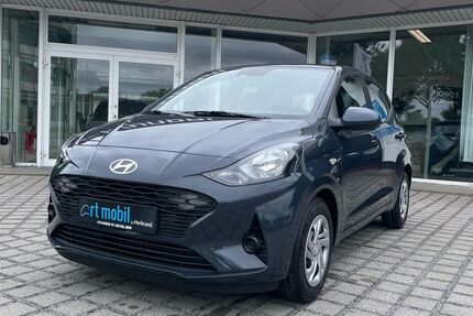 Hyundai i10 1.405 km 15.490 € Kevelaer 47623