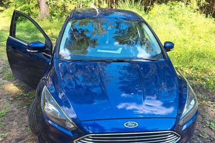 Ford Focus 154.900 km 4.400 &euro; Eisfeld 98673