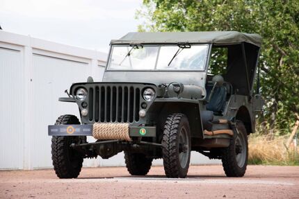 Jeep Willys 11.780 km 22.500 &euro; Leipzig 04277