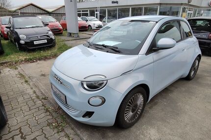 Fiat 500 8.106 km 22.999 &euro; Massen 03238