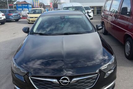 Opel Insignia 98.000 km 12.900 &euro; Traunstein 83278