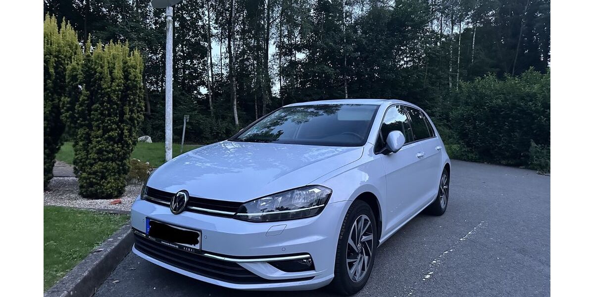 VW Golf 124.000 km 10.950 &euro; Kirchlengern 32278