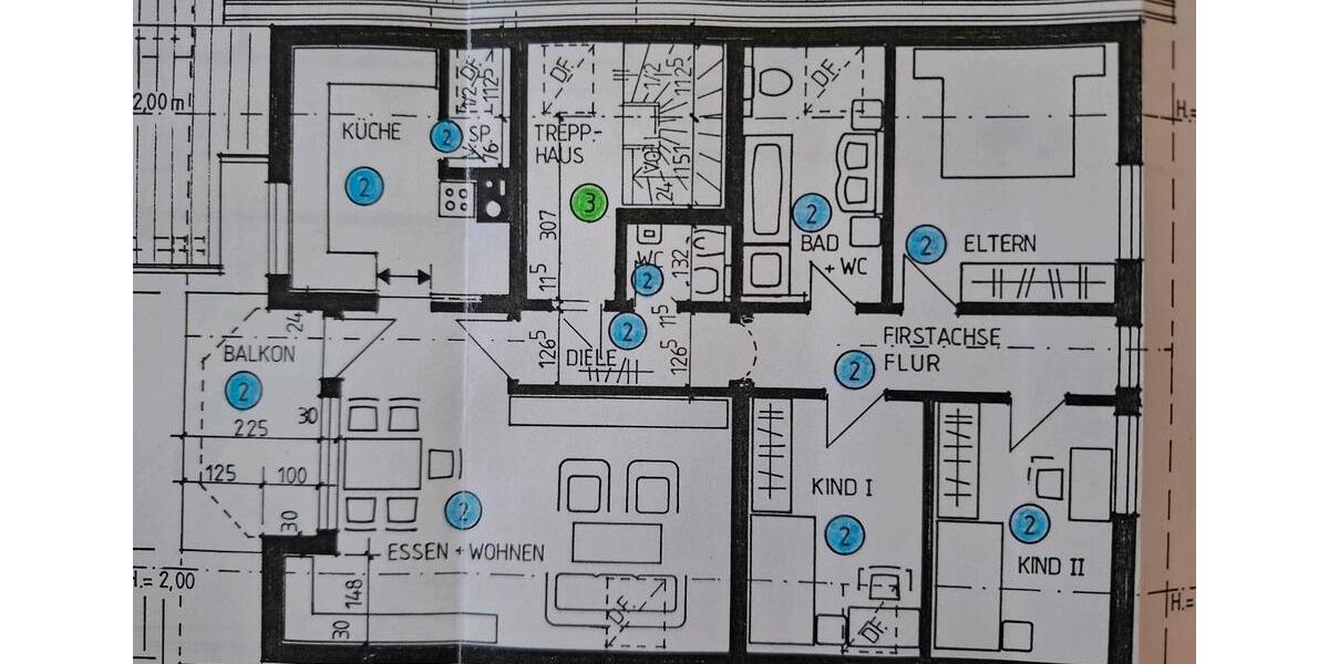 Helle 4-Zi DG Wohnung, Stellplatz Balkon Tageslichtbad EBK 4 zimmer