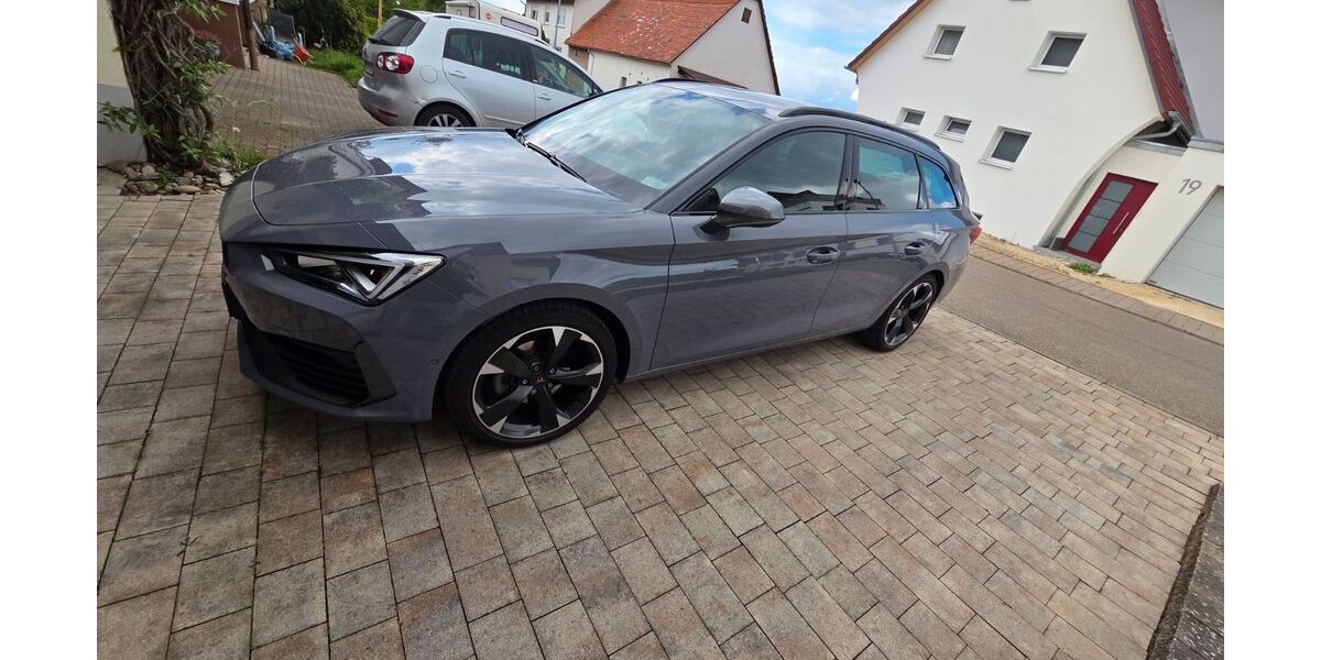 Cupra Leon 36.000 km 29.000 &euro; Zell u.A. 73119