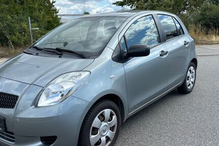 Toyota Yaris 190.000 km 2.500 € Plankstadt 68723
