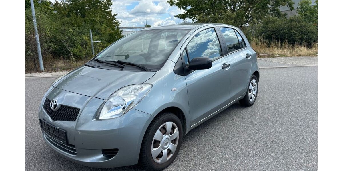 Toyota Yaris 190.000 km 2.500 € Plankstadt 68723